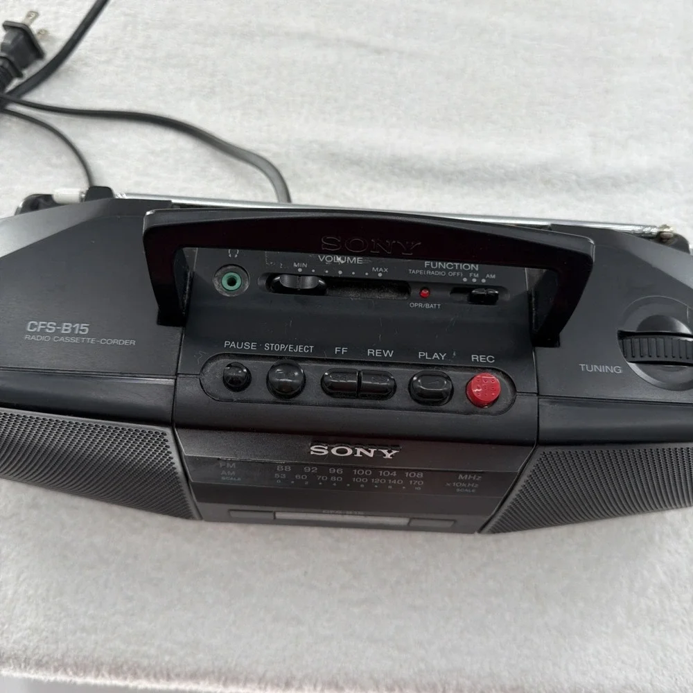 Sony CFS-B15 AM/FM Radio Cassette Recorder Portable Boombox Stereo - TESTED -